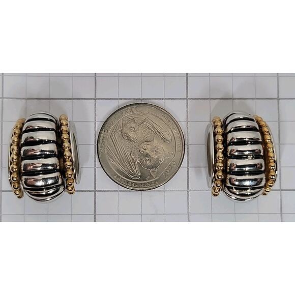 Vintage T*J High-End Renaissance Revival Design Clip-on Earrings Gold/Silvertone - Picture 15 of 15